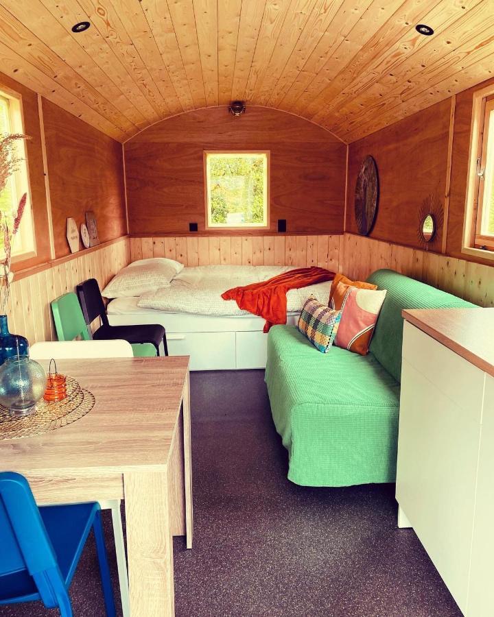 Jubbega-Schurega Pipowagens Bij Pannenkoekenrestaurant & Camping De Koppenjan 'Een Uniek Verblijf Met Kinderspeelboerderij' מראה חיצוני תמונה