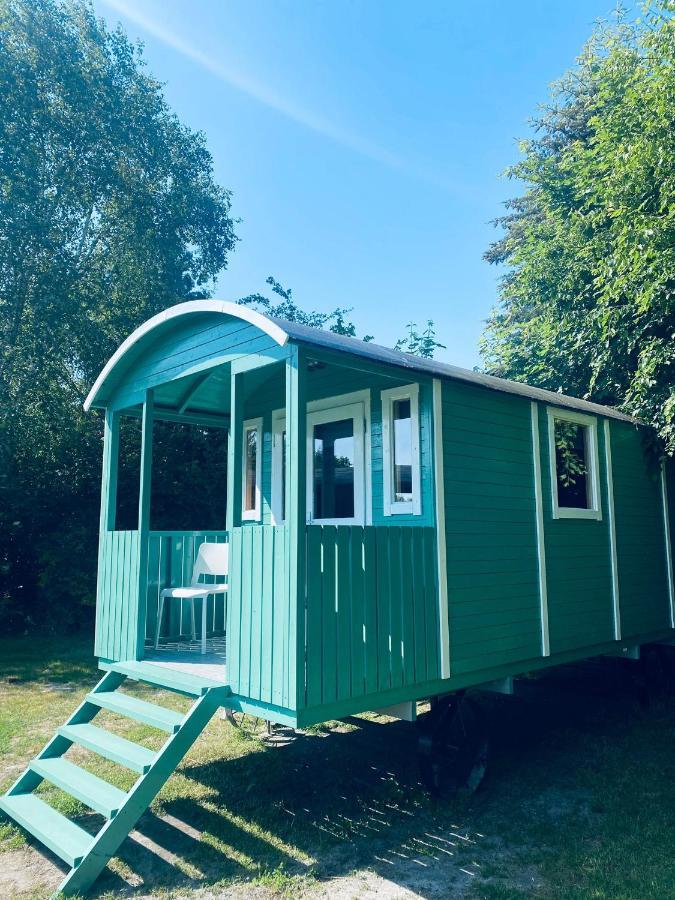 Jubbega-Schurega Pipowagens Bij Pannenkoekenrestaurant & Camping De Koppenjan 'Een Uniek Verblijf Met Kinderspeelboerderij' מראה חיצוני תמונה